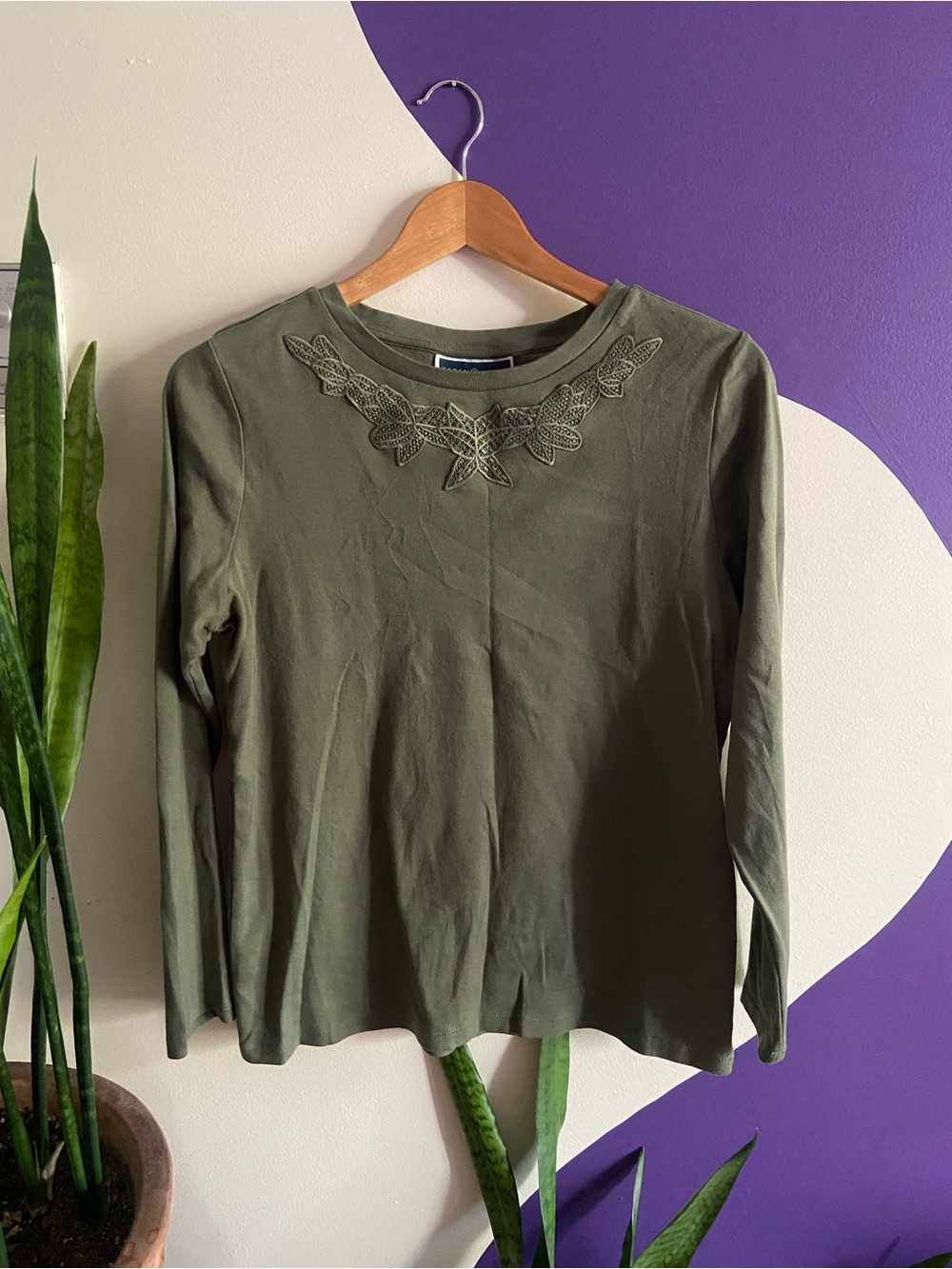 Karen Scott Olive Green Long-Sleeve Women's Top with Embroidered Ivy Neckline